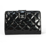 샤넬 중지갑 페이던트 블랙