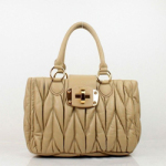 미우미우 27923 브라운