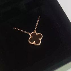 반클리프 아펠 목걸이