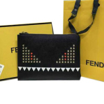 펜디 스터드 클러치백 363