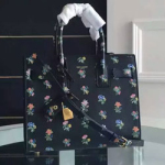 입생로랑 플라워패턴 삭 드쥬르백