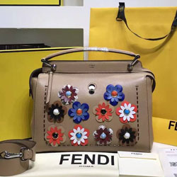 펜디 플라워 피카부백 화이트 8293b