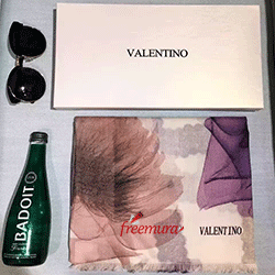 발렌티노  스카프