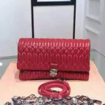 미우미우 신상 마테라쎄 미니 클러치백 RN0416