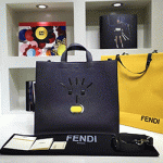 펜디 셀러리아 가죽 쇼퍼 토드백