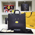 펜디 셀러리아 가죽 쇼퍼 토드백