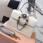  미우미우 신상 토트백