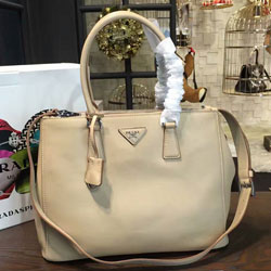 프라다 신상 가방  Calleria bag