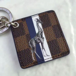 루이비통 가방고리