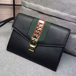 구찌 클러치백 477627