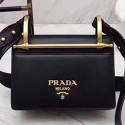 프라다  CAHIER BAG 1BD075