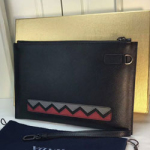 프라다 클러치백 