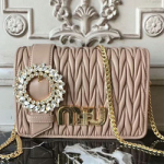 미우미우 가방 5BF068