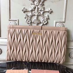 미우미우 가방 RP0390