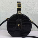 루이비통 쁘띠뜨 부아뜨 샤포 M43515