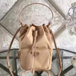 프라다 신상 버킷백 1N1866 15cm