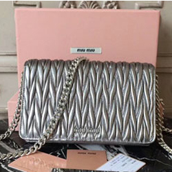 미우미우 가방 5BP001