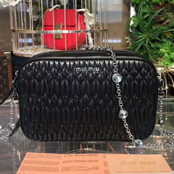 미우미우 가방 5BG539