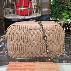 미우미우 가방 5BG539