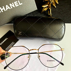 샤넬  CH-526232