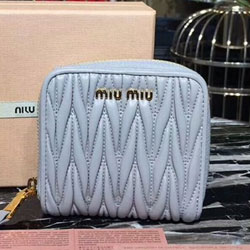 미우미우 가죽 지갑 5M0522