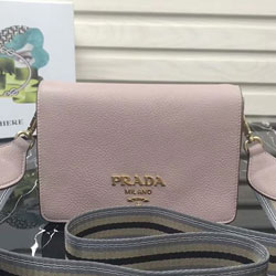 프라다 송아지 가죽 숄더백 1BD102