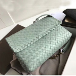 보테가베네타  인트레치아토 나파  올림피아 백 9987