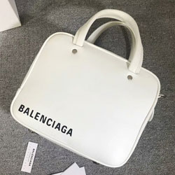 발렌시아가 트라이앵글 스퀘어 백 