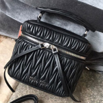 미우미우 크로스백5BH121