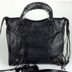 발렌시아가 시티 이태리 쉽스킨 BG-190418