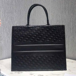 크리스찬디올프린트 송아지 가죽 BOOK TOTE 백