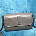 입생로랑 송아지 가죽 숄더백 577124