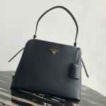 프라다 가죽 모노크롬 숄더백 1BA249