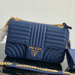 프라다 가죽 모노크롬 숄더백 1BD108