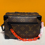 루이비통 미니 소프트 트렁크 M44480