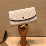 루이비통 LV-M64050