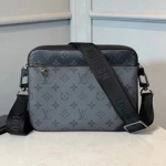 루이비통 트리오 메신저 M69443