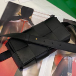 보테가베네타 벨트백 BV639367