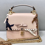 펜디 KANI BAG 19cm  629