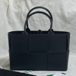 보테가베네타 아르코 스몰 토트 백  652876