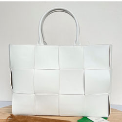 보테가베네타 아르코 라지 토트 백 630165