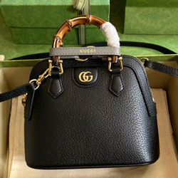 구찌 핸드백 715775