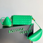 보테가 베네타 크로스백 717429