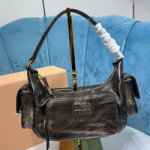 미우미우 숄더백 5BC146