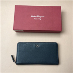 페레가모  F-1556