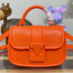 루이비통 하이드 앤드 시크 M22723