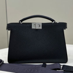 펜디 핸드백 8582