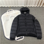 몽클레어  M-15885