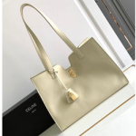 셀린느 핸드백 112583