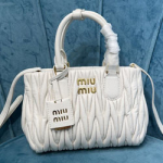미우미우 숄더백 5BA259